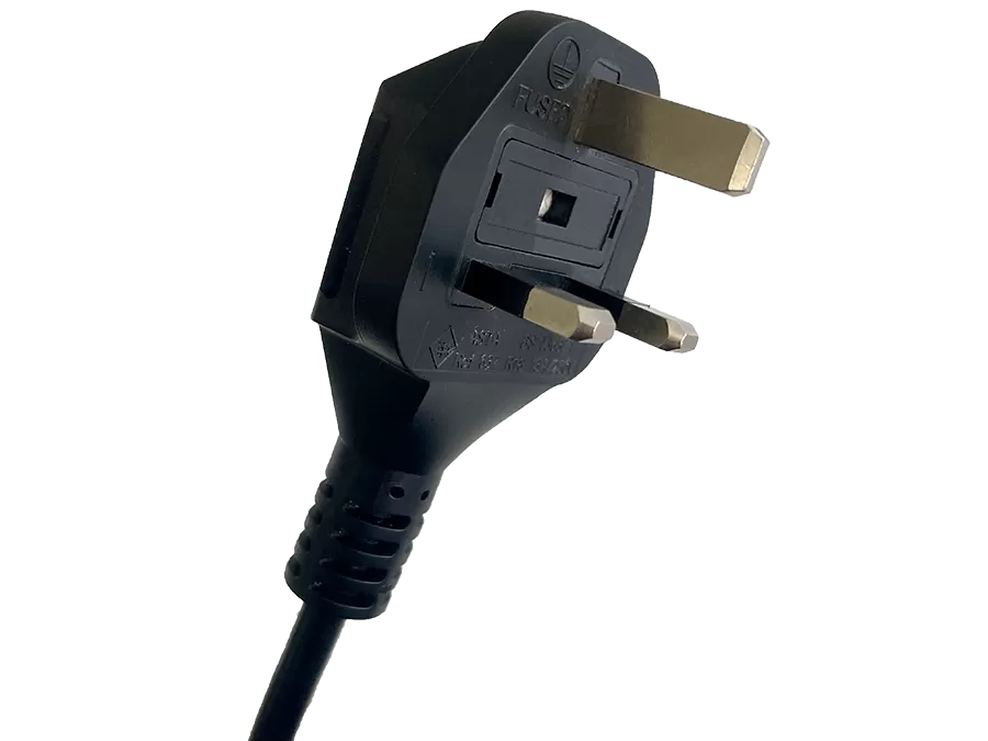 Restyling of UK plugs R17 & R18 types Restyling of UK plugs R17 & R18 types